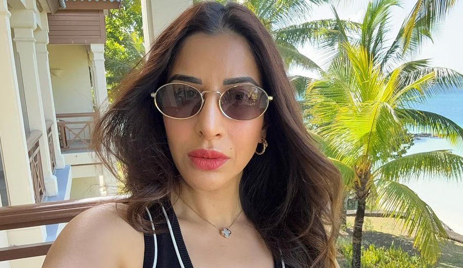 Sophie Choudry Biography, Age, Height, Affair, Family & Net Worth